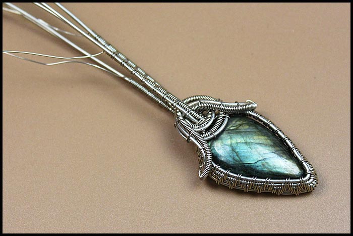 Wire weaving tutorials free. Wire Wrapped Stone Pendant diy. - DIY crafts